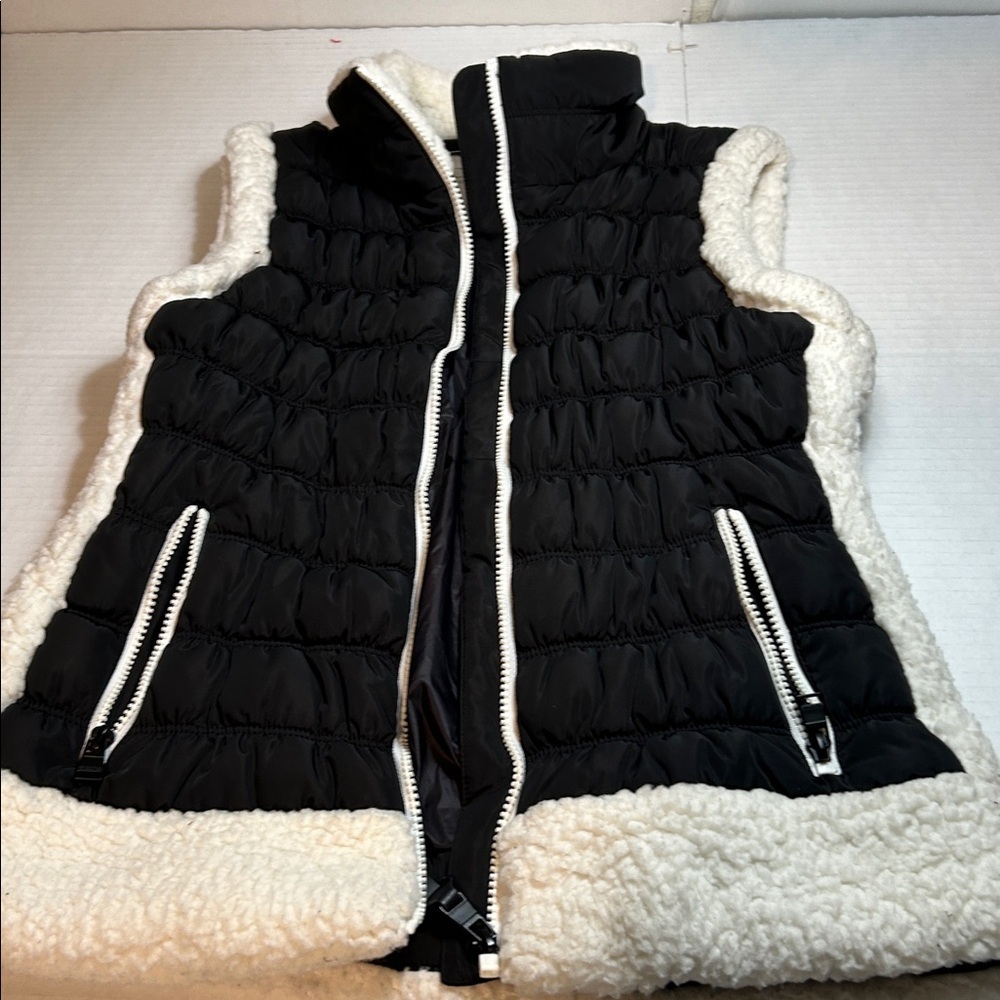 CALVIN KLEIN PERFORMANCE PUFFER VEST BLACK QUILTED ZIP UP SHERPA TRIM SZ M - Picture 12 of 12